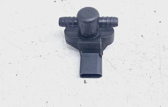 Audi Q7 4L Air pressure sensor 0261230053 8D0611850
