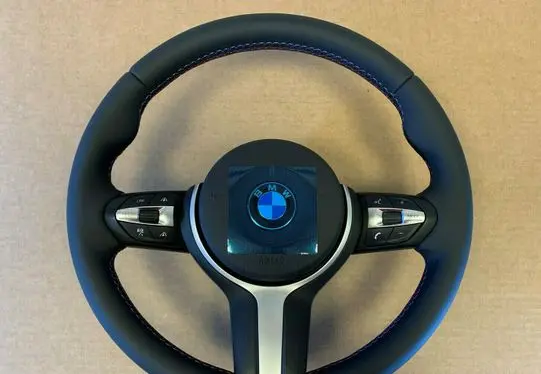 BMW X4 F26 Steering wheel 32307847455 32307848339