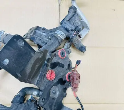 Audi Q7 4M Vacuum valve 4M0819067M 4M0819927F 4M0819857C