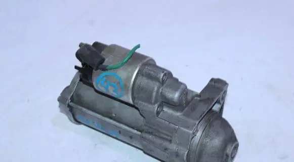 Nissan Qashqai Starter motor 233007224R 20140514 0001170605