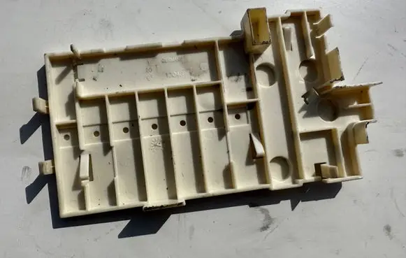 BMW X5 E53 Fuse box cover 8387543