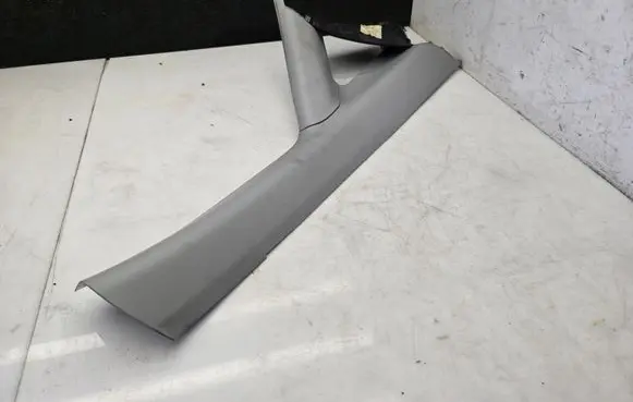 Mercedes-Benz Vito Viano W639 (A) pillar trim A6396904053 P103849040000 06185010340