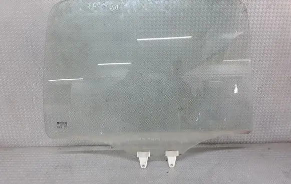 Opel Agila A Rear door window glass