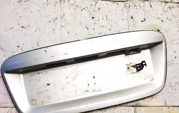 Nissan Almera Tino Trunk door license plate light bar 90810bu700 90810-bu700