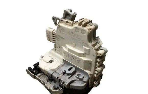 Audi Q5 SQ5 Rear door lock 8K0839015C