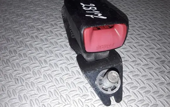 Mitsubishi Lancer VIII Rear seatbelt buckle E034501