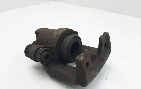 Jeep Grand Cherokee (WK) Rear brake caliper