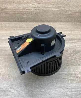 Audi A3 S3 8L Heater fan/blower 1J1819021A