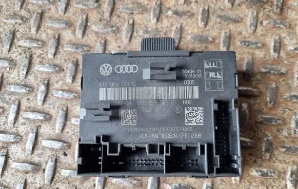 Audi A5 8T 8F Door control unit/module 8T0959793Q