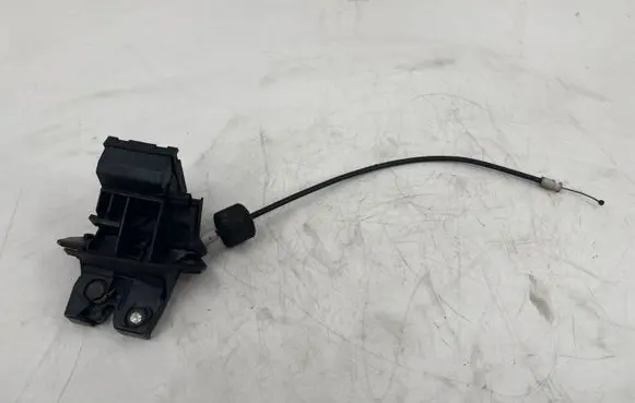 Loading door lock
