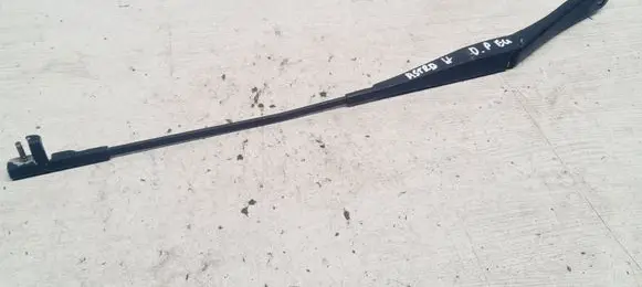 Opel Astra H Front wiper blade arm 13111220