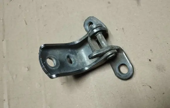 Honda Civic Rear door lower hinge