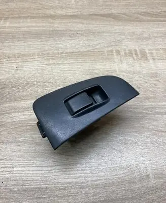 Toyota Avensis T250 Electric window control switch 7423105140