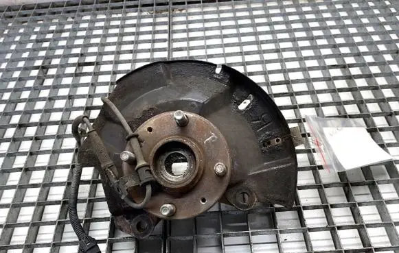 KIA Rio Front wheel hub spindle knuckle