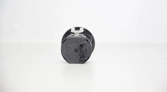 Passenger airbag on/off switch