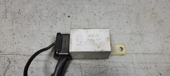 Mercedes-Benz 200 300 W123 Other relay