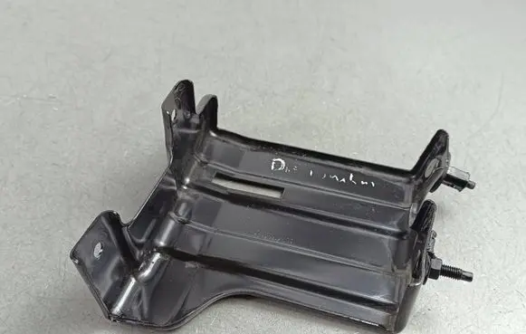 KIA EV9 Distronic sensor bracket