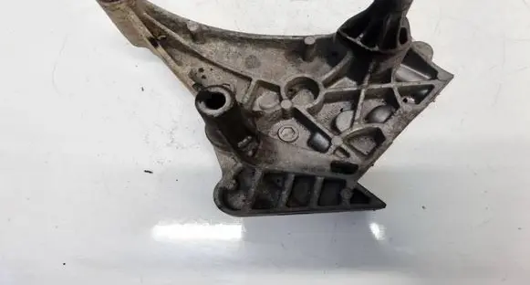 Audi A3 S3 8P Engine mounting bracket 03G199207A
