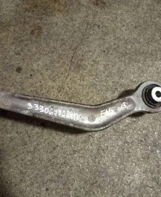Rear control arm