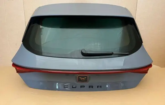 Cupra Leon Truck tailgate 