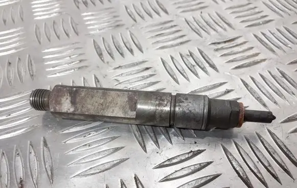 Volvo S40, V40 Fuel injector 7700875036 0432193753