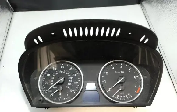 BMW 5 E60 E61 Speedometer (instrument cluster) 62109194887 110080398079