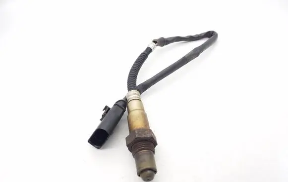 Volkswagen Golf IV Lambda probe sensor 022906262CE 0258006837