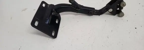 Mercedes-Benz Vaneo W414 Sliding door lower roller guide/hinge A4147600247