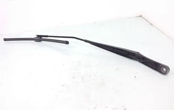 Skoda Octavia Mk2 (1Z) Front wiper blade arm 1Z1955410