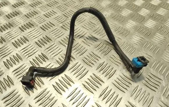 Mazda 3 II Fuel line/pipe/hose 