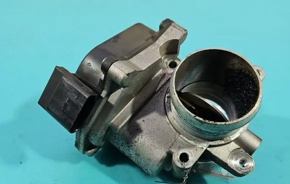 Volkswagen Jetta VI Throttle body valve 03L128063Q IMPRK1595600