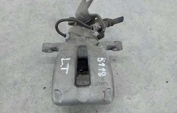 Volkswagen Touran I Rear brake caliper 