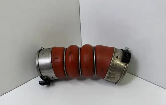 BMW 6 F06 Gran coupe Intercooler hose/pipe 7805401 11617805401
