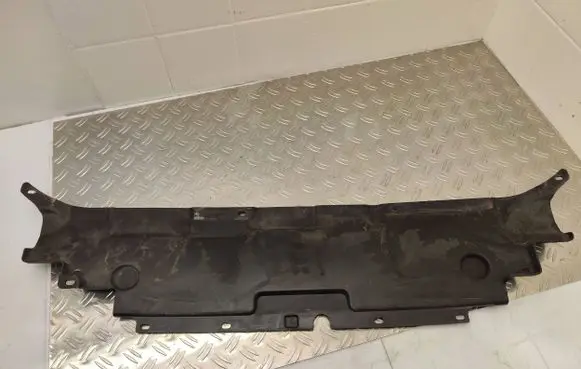 Ford Mondeo MK V Radiator trim DS7316613B D2L4A