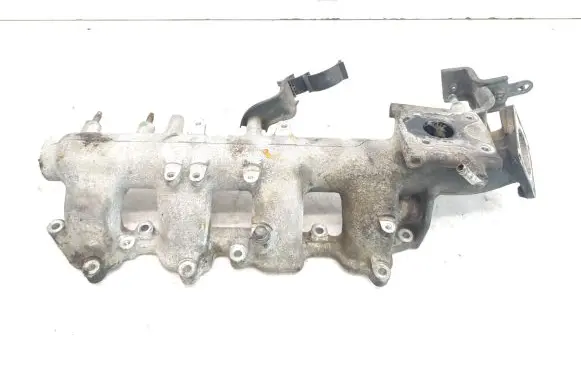 Nissan Pathfinder R51 Intake manifold