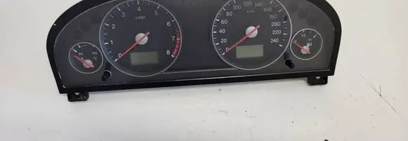 Ford Mondeo Mk III Speedometer (instrument cluster) 3S7F10841 6620 44ZU187