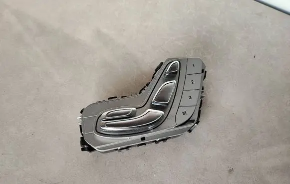 Mercedes-Benz GLC C253 Seat control switch A2059057851