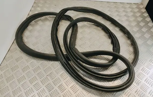 Ford Transit Custom Sliding door rubber seal JK21V253A10AB