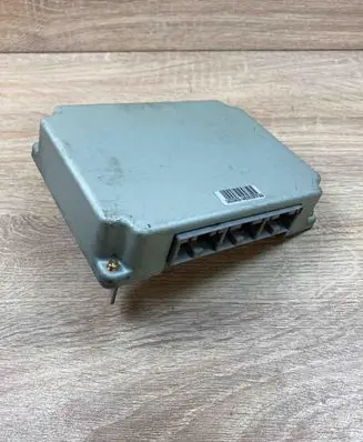 Subaru Forester SF Engine control unit/module ECU 31711AE491 A64000R0F 04889408