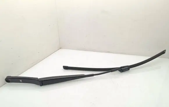 Volkswagen Golf VII Front wiper blade arm 5G1955409B