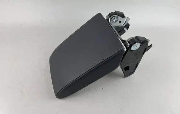 Volkswagen Golf VIII Armrest 5H0864207C
