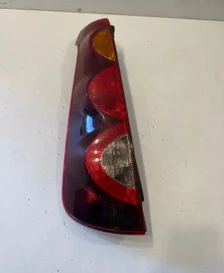 Nissan Note (E11) Rear/tail lights 22016752