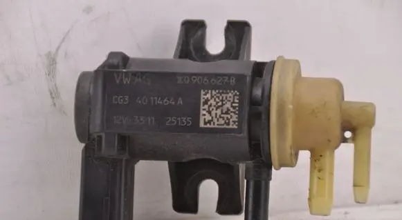 Volkswagen Golf VI Turbo solenoid valve 1K0906627B