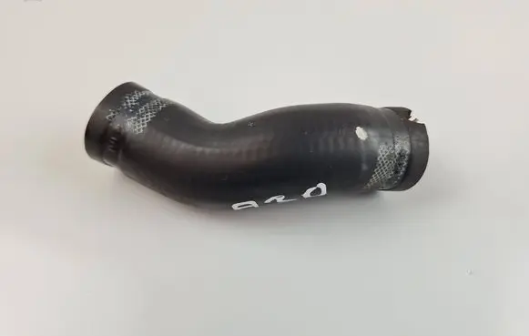 Jaguar F-Pace Coolant pipe/hose 