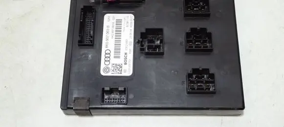 Audi A4 S4 B8 8K Central body control module 8K0907063B