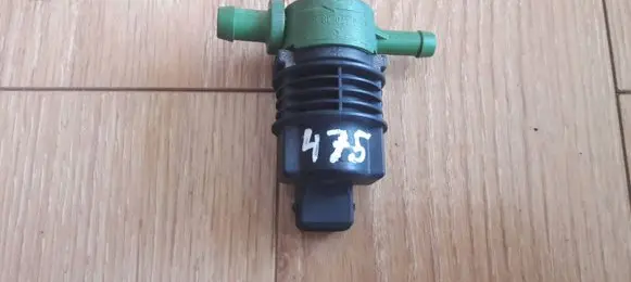 Mercedes-Benz C W203 Turbo solenoid valve 0004703893