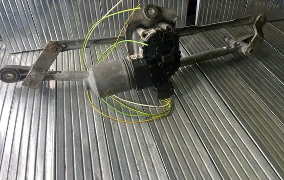 Citroen C5 Front wiper linkage and motor 3397020506 9632671180
