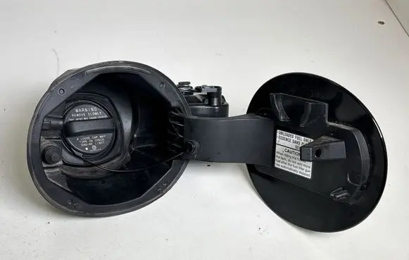Subaru Outback (BT) Fuel tank cap 5147B1C00