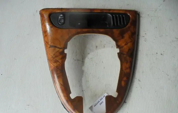 Jaguar XK8 - XKR Gear shifter surround trim plastic 