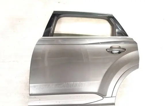 Audi Q7 4M Rear door 